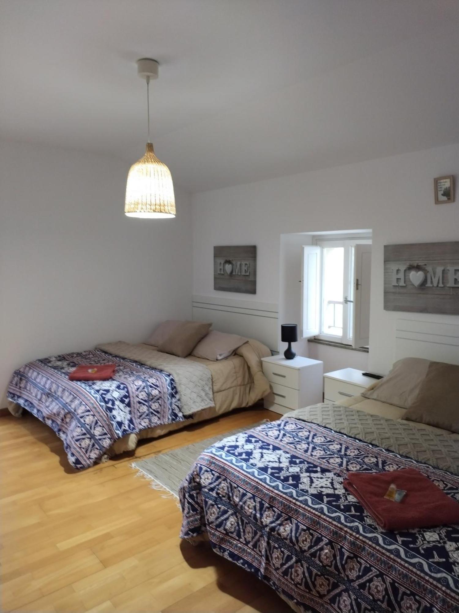 Apartamentos A Parada Do Camino Padron Ngoại thất bức ảnh