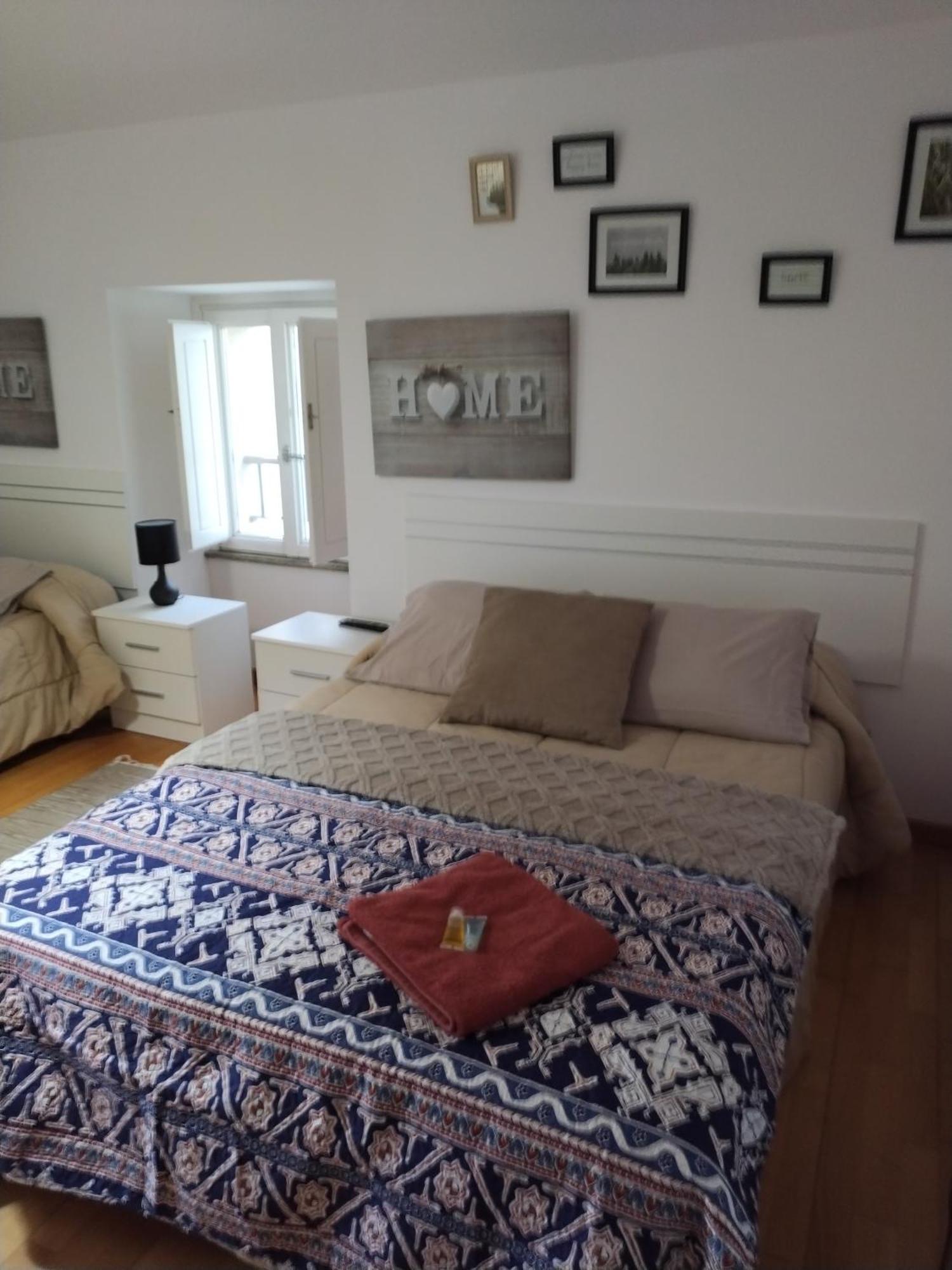 Apartamentos A Parada Do Camino Padron Ngoại thất bức ảnh
